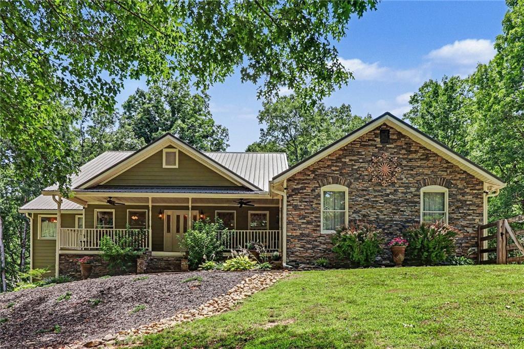 200 Sutallee Ridge Ln., White, GA 30184