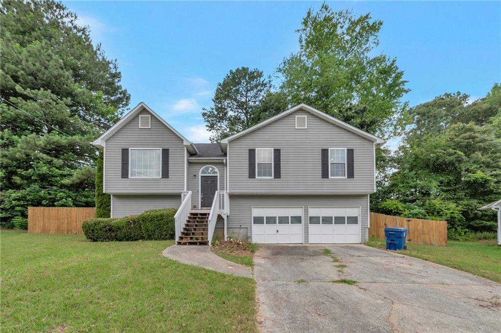 422 Ivy Terrace Dr., Dallas, GA 30157