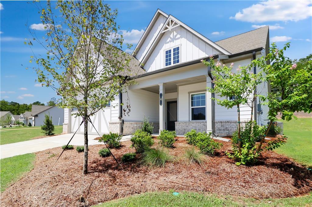 4 Unicoi Tr., Sharpsburg, GA 30277