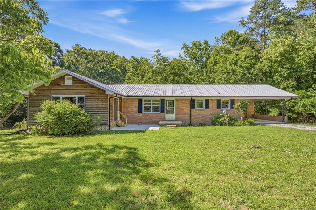 2710 Mud Creek Rd., Cornelia, GA 30531