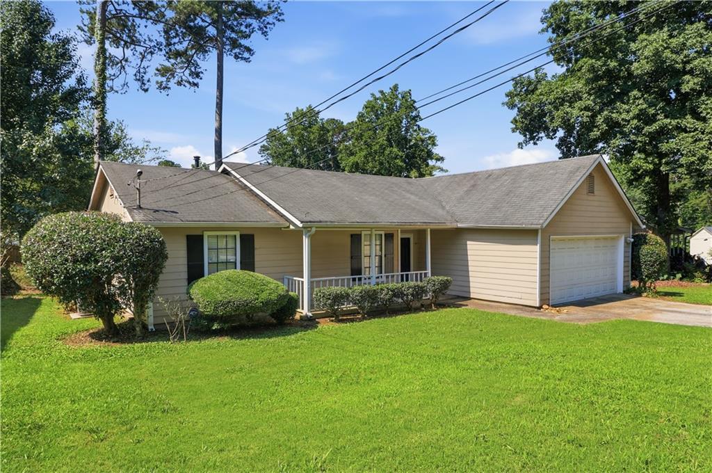 5288 Biffle Downs Rd., Stone Mountain, GA 30088