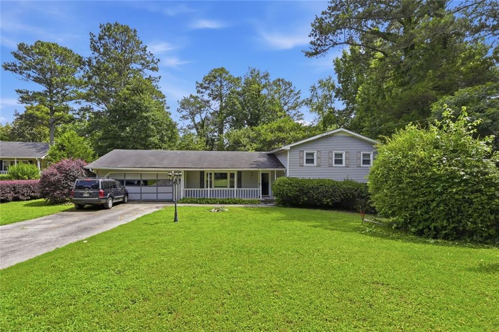 4118 Rocky Ledge Way, Snellville, GA 30039