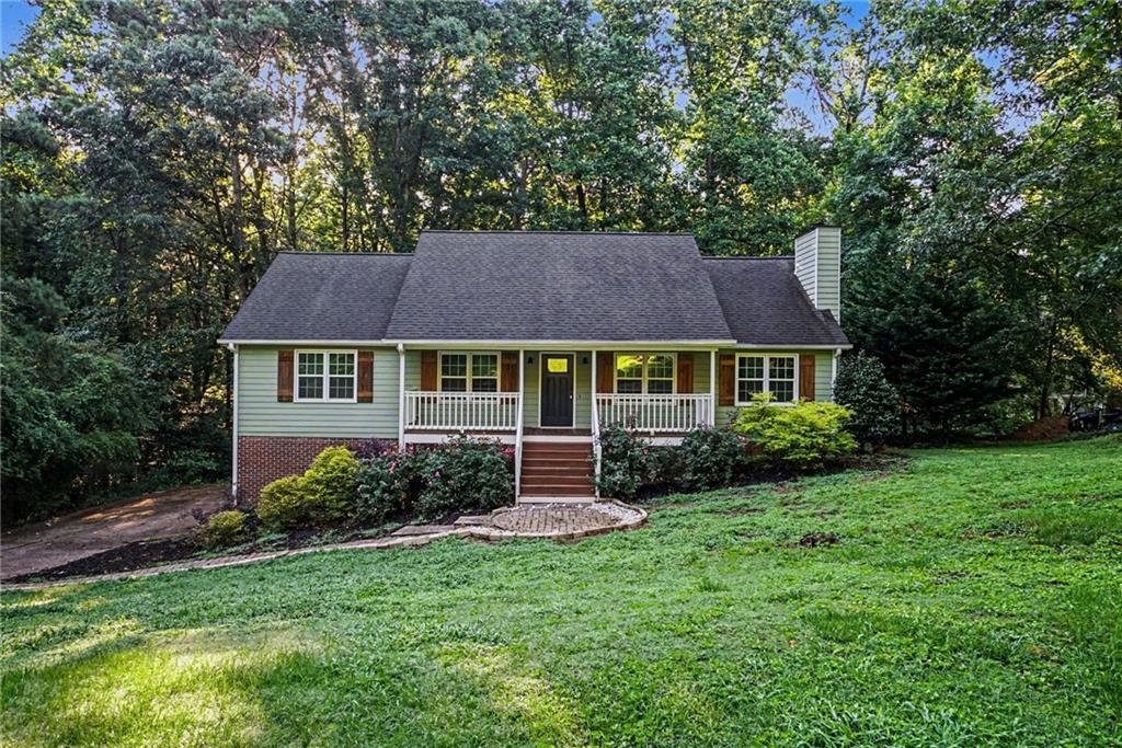 1037 Atherton Ln., Woodstock, GA 30189