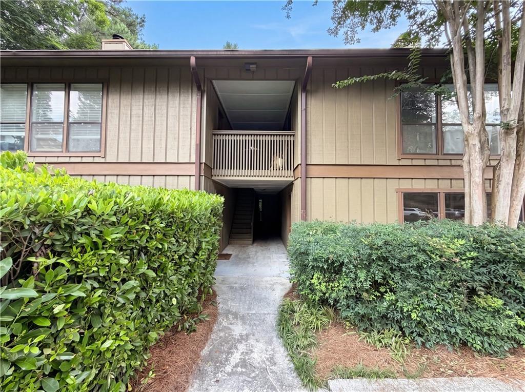 1005 Dunbar Dr., Atlanta, GA 30338