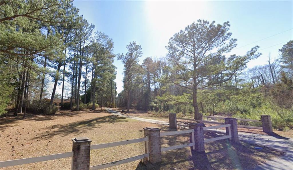 6385 Rockland Rd., Stonecrest, GA 30038