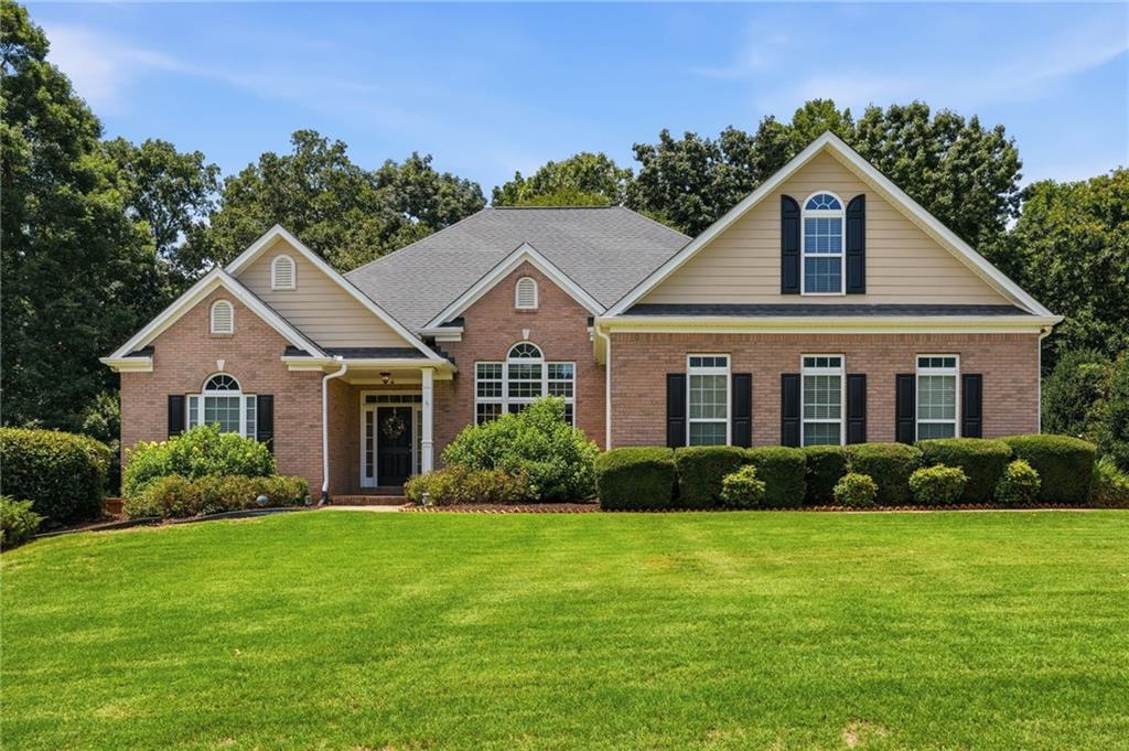 139 Montvale Dr., Hoschton, GA 30548