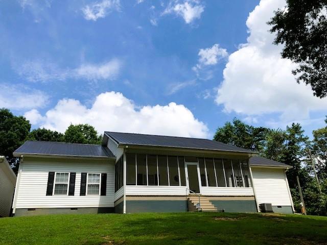 960 Mcentyre Loop, Calhoun, GA 30701