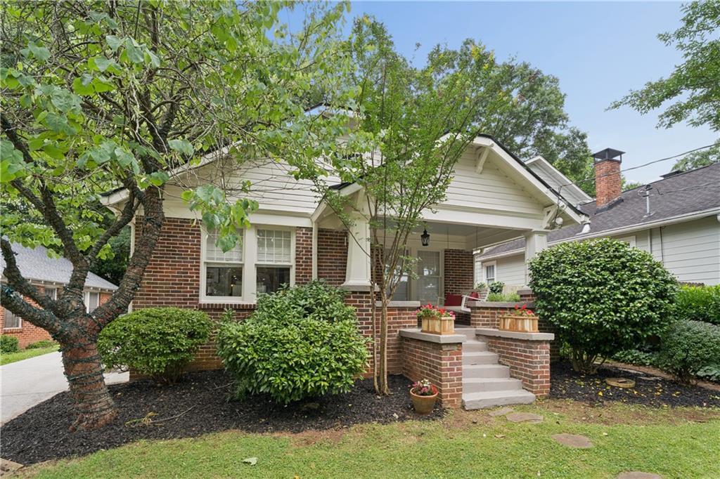 63 Lakeview Dr., Atlanta, GA 30317