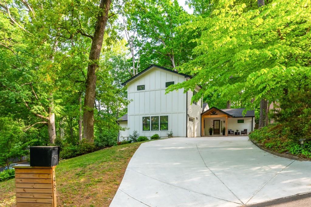 1461 Lively Ridge Rd., Atlanta, GA 30329