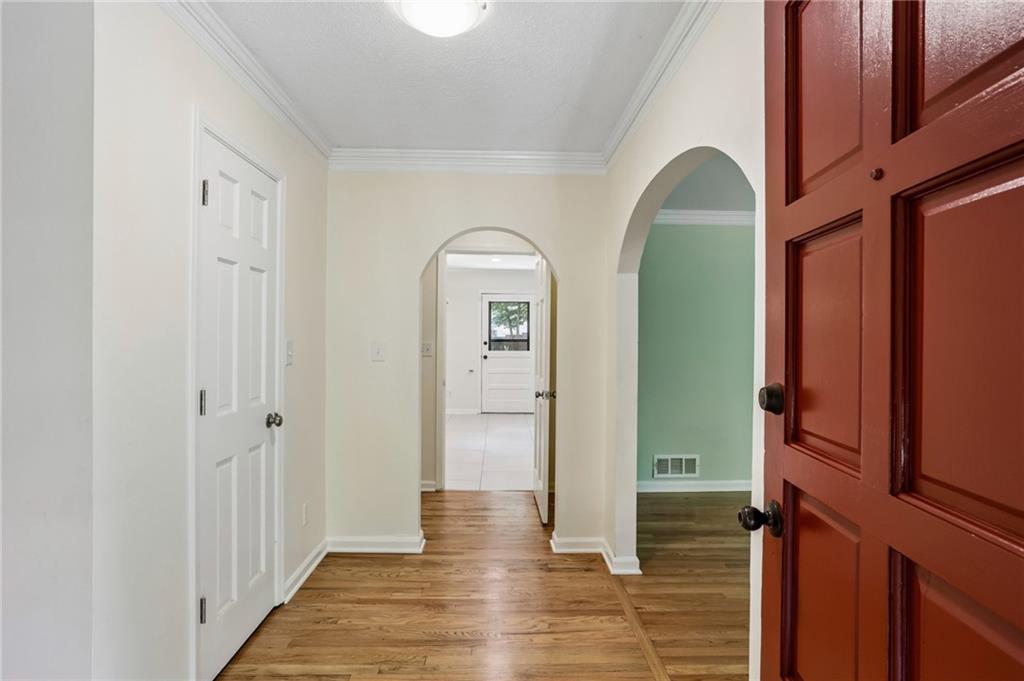 2032 Gunstock Dr., Tucker, GA 30087