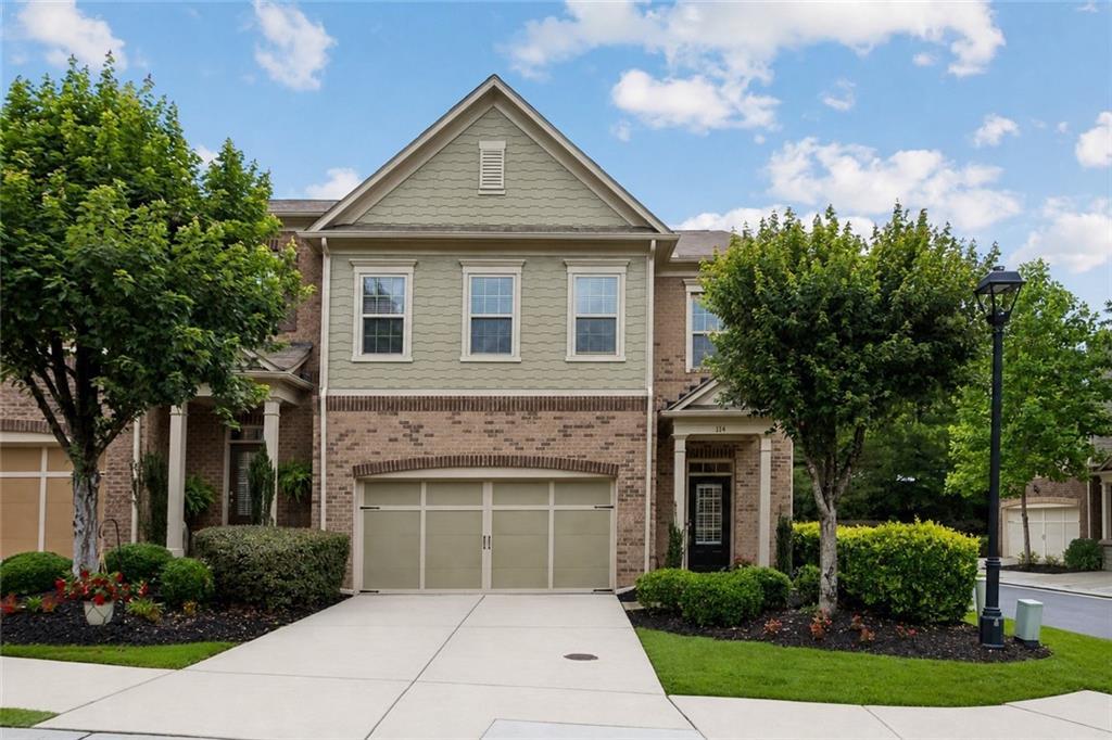 114 Barkley Ln., Sandy Springs, GA 30328