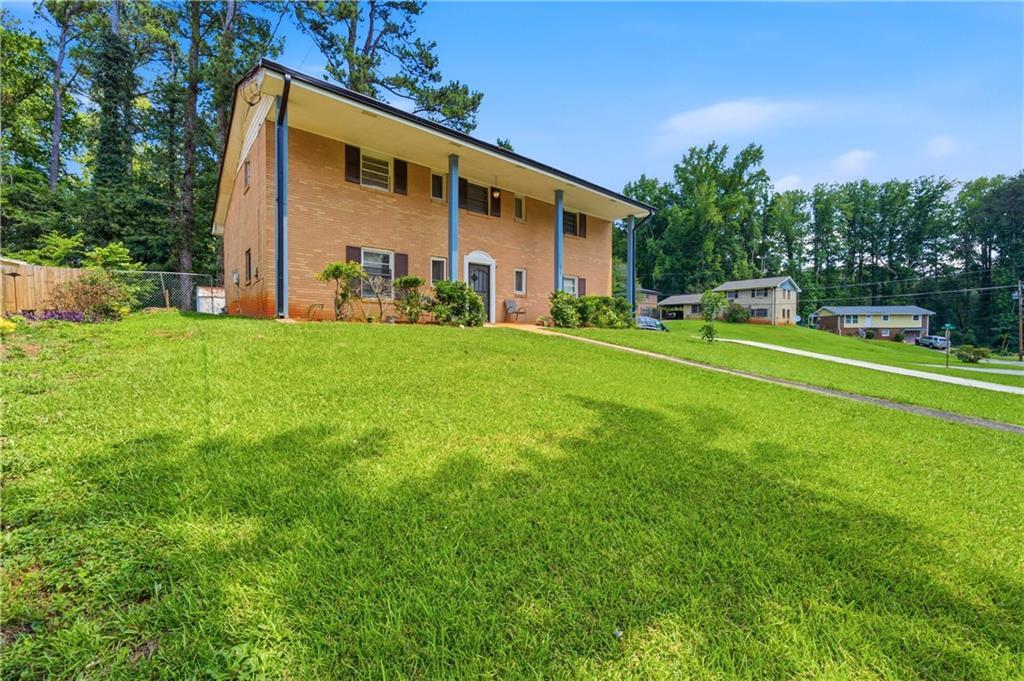 1020 Cedar Cir., Forest Park, GA 30297