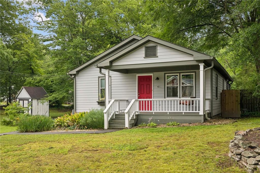 2580 Forrest Ave., Atlanta, GA 30318