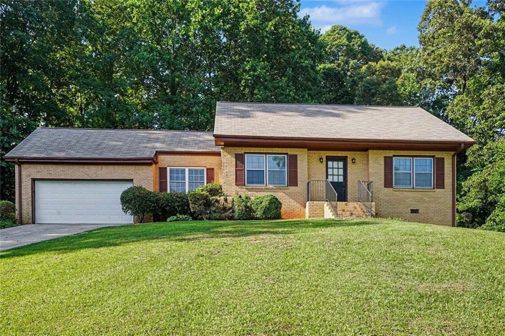 7317 Deerwood Dr., Riverdale, GA 30296