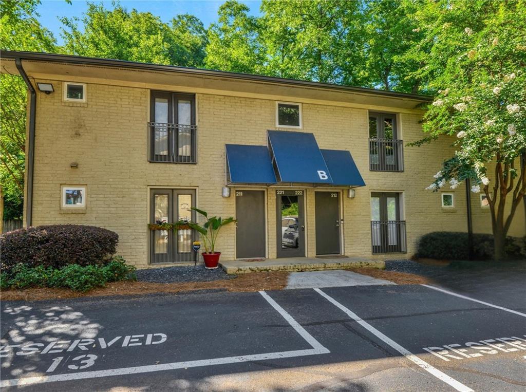 2023 Oakview Rd. #222, Atlanta, GA 30317