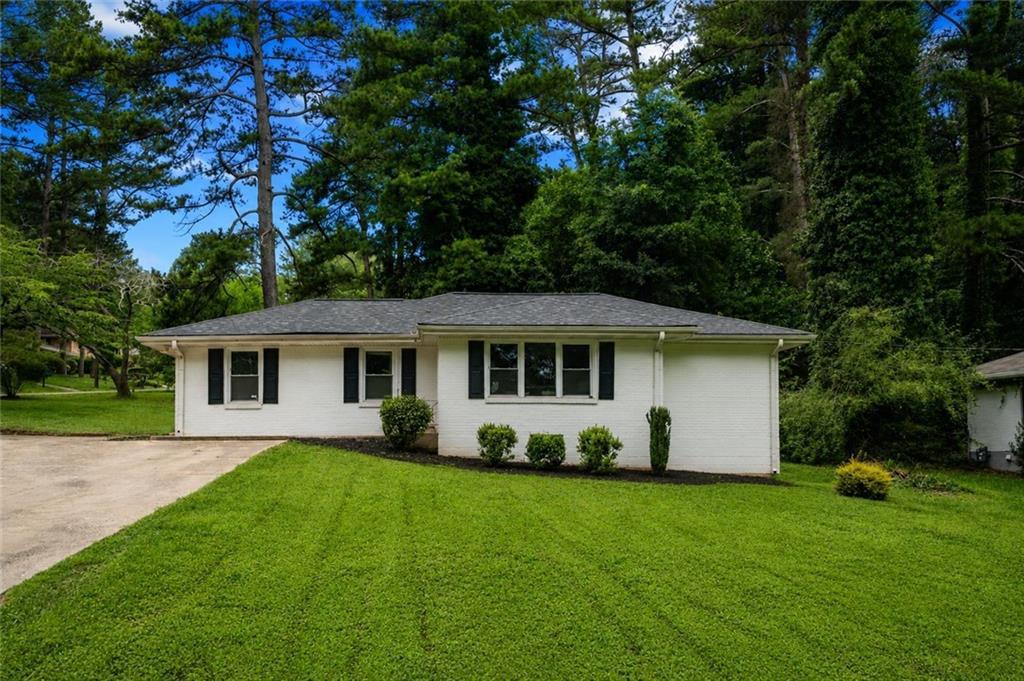 2155 Mark Tr., Decatur, GA 30032