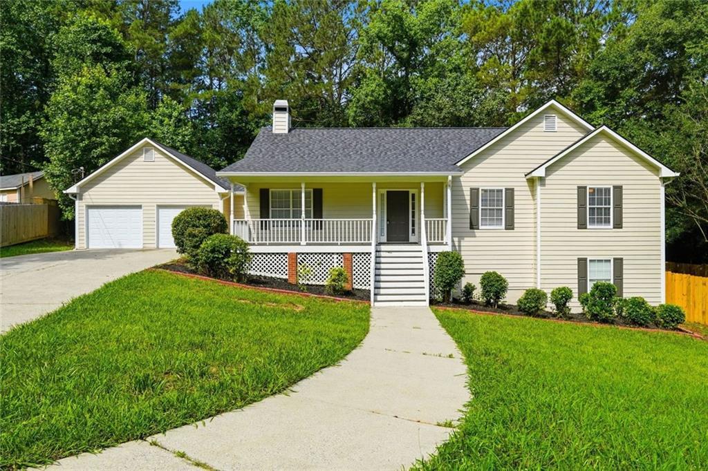 3928 Brianna Dr., Powder Springs, GA 30127