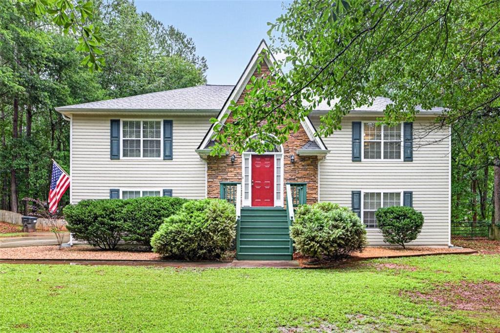 130 Creek Dr., Locust Grove, GA 30248