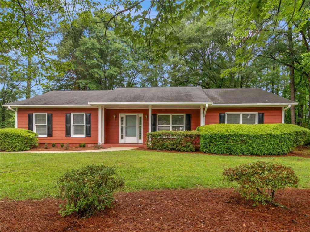 100 Kim Tr., Stockbridge, GA 30281