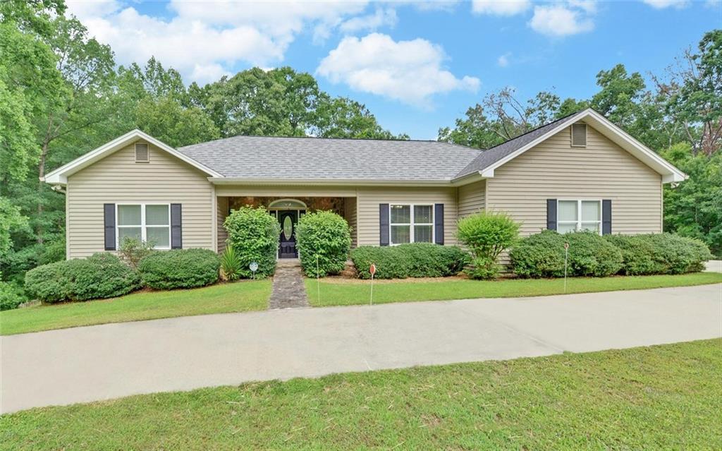 88 Cedar Ridge Rd., Dawsonville, GA 30534