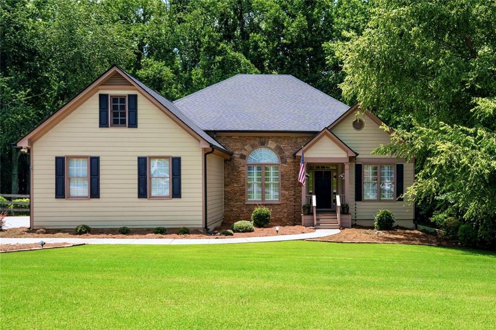 6155 Ivey Manor Dr., Cumming, GA 30040
