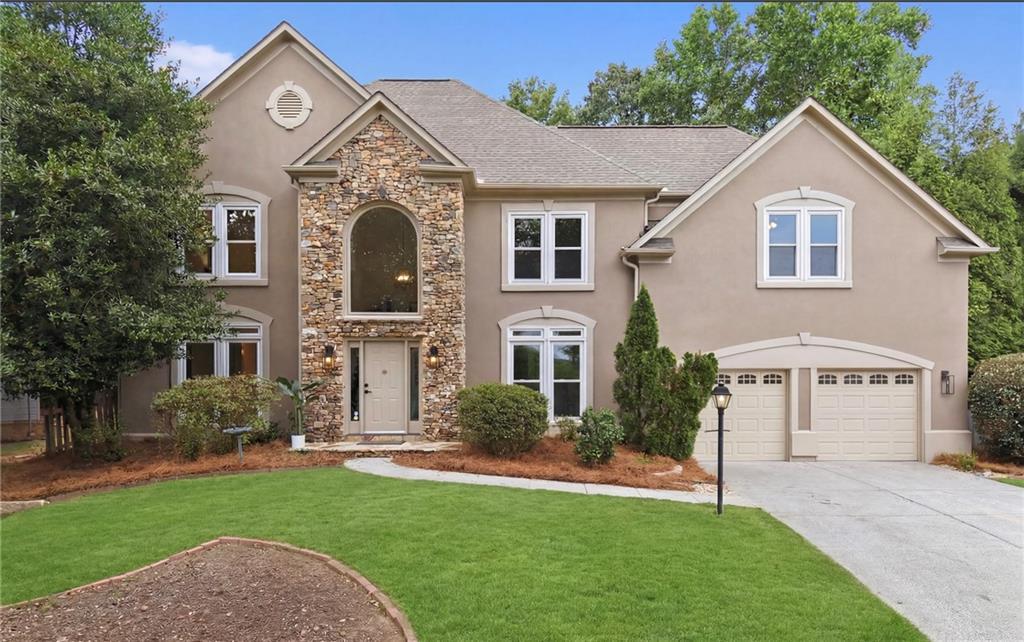 1470 Devonash Ln., Dunwoody, GA 30338