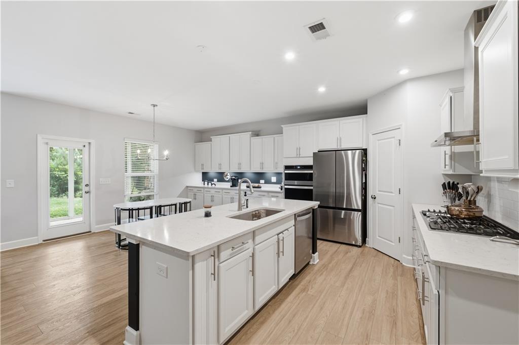 669 Fairway Dr., Acworth, GA 30101