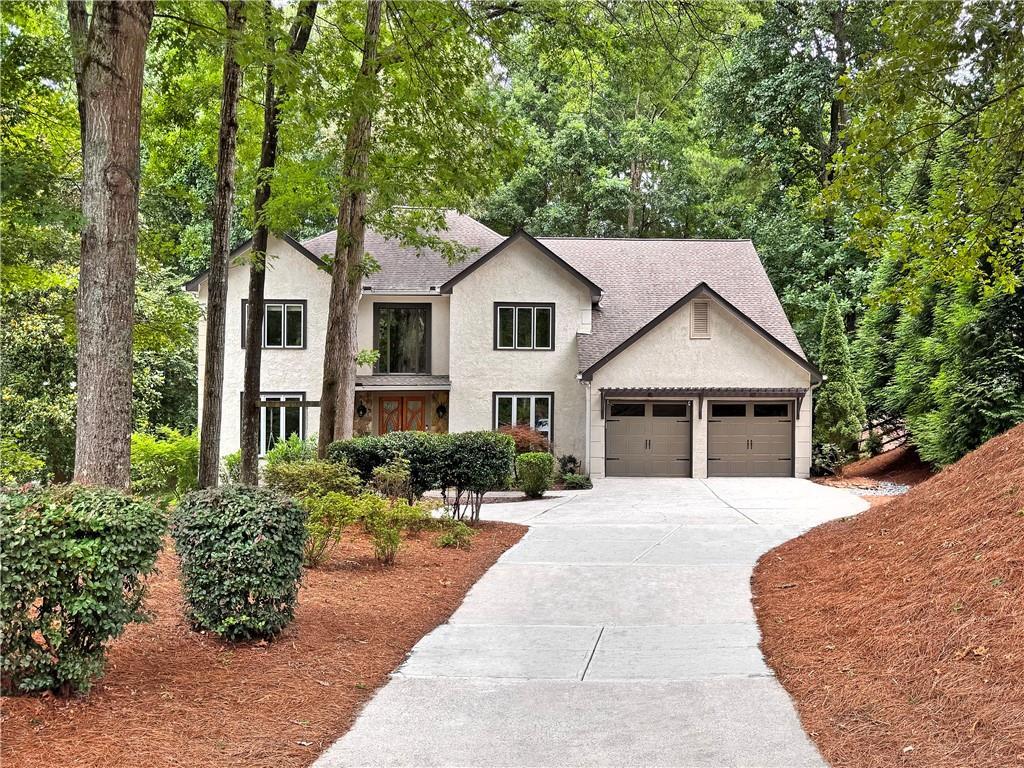 2270 Roxburgh Dr., Roswell, GA 30076
