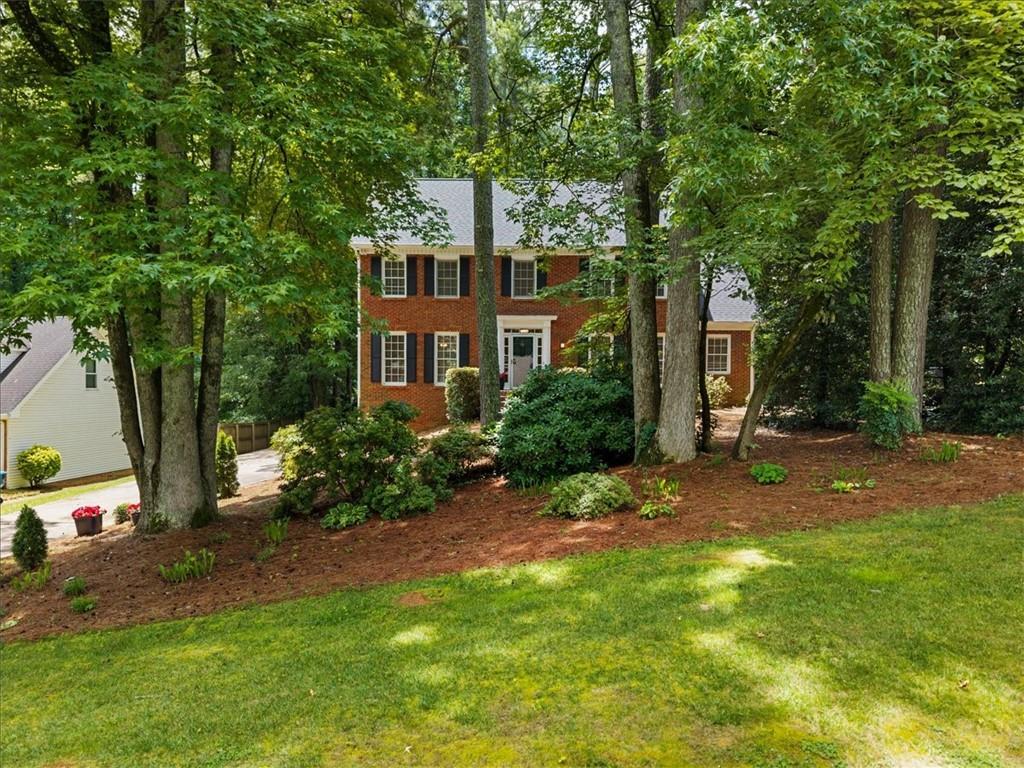 153 Lakeside Dr., Kennesaw, GA 30144