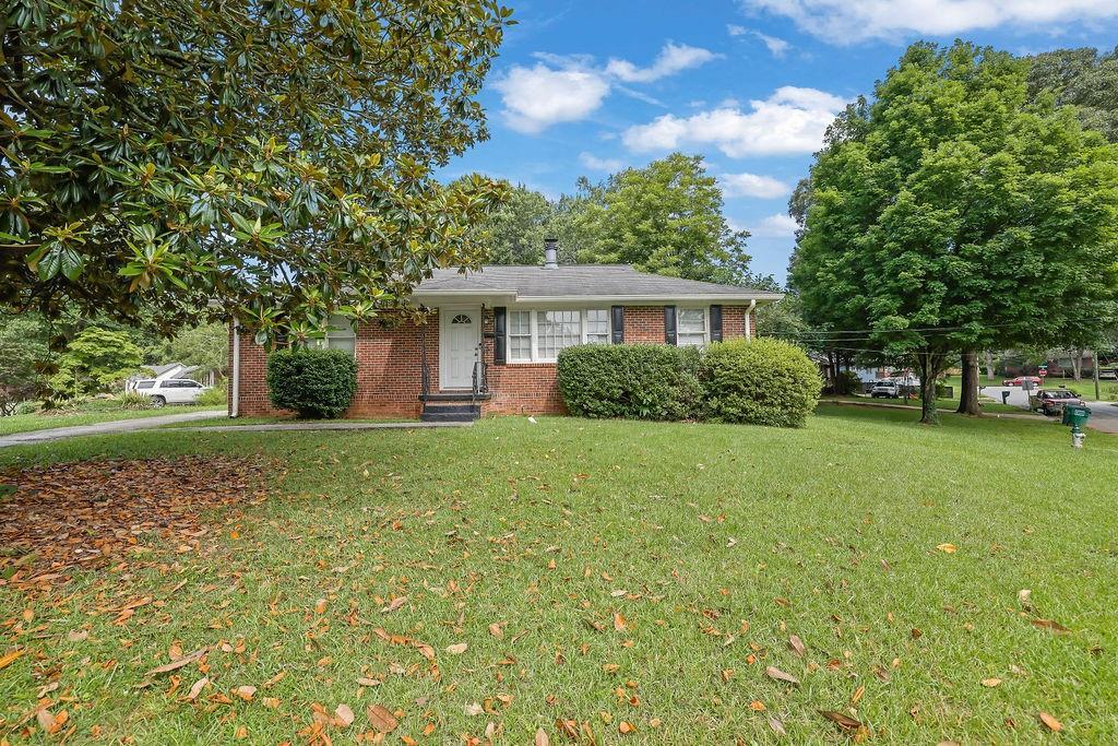571 Benmac Rd., Smyrna, GA 30080