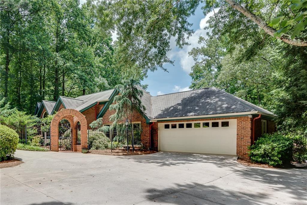2341 Habersham Dr., Marietta, GA 30064