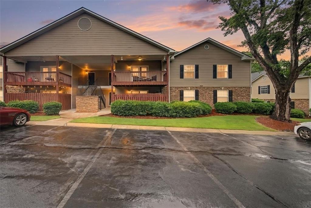 604 Brighton Point, Atlanta, GA 30328
