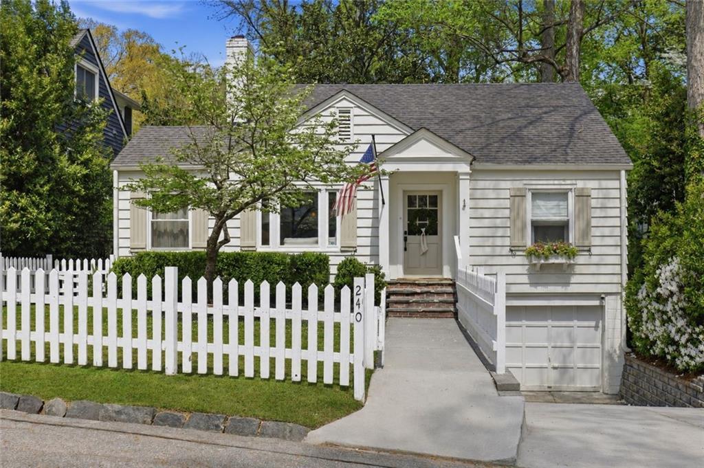 240 Eureka Dr., Atlanta, GA 30305