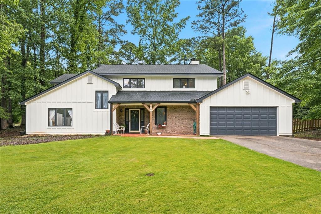 301 Martingale Dr., Peachtree City, GA 30269