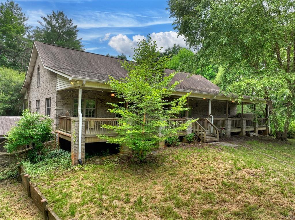 95 Laughing Bird Ln., Ellijay, GA 30536