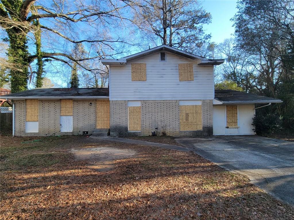 745 S Carter Dr., Jonesboro, GA 30236