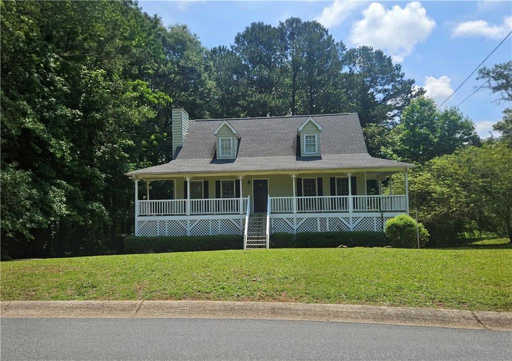 279 Maplewood Ln., Acworth, GA 30101