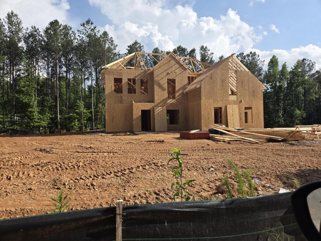 109 Southview Dr., Ellenwood, GA 30294