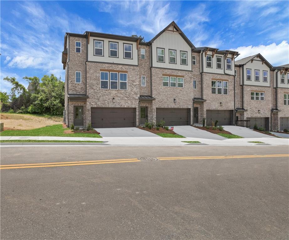 386 Sunset Hollow St., Sugar Hill, GA 30518