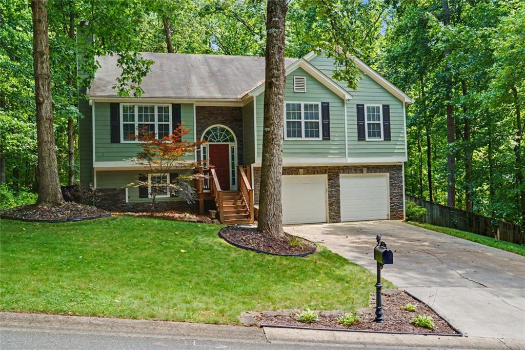 151 Wentworth Dr., Canton, GA 30114