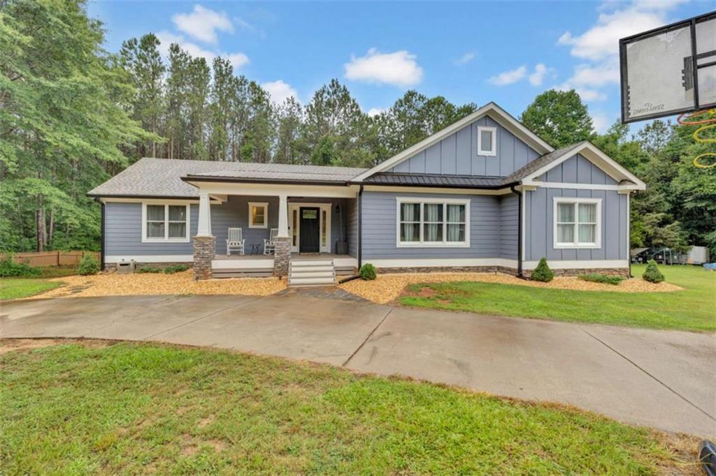 1511 Weaver Jones Rd., Rutledge, GA 30663