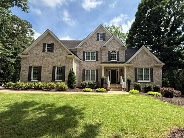 1035 Lillian Dr., Alpharetta, GA 30004