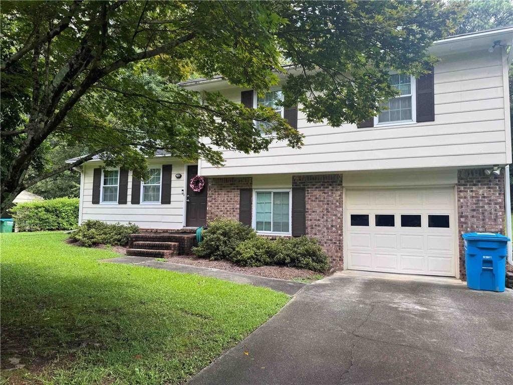 2777 Spanish Oak Drive, Lilburn, GA 30047