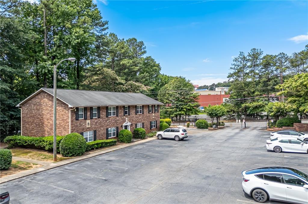 3665 Chestnut Dr. #F2, Atlanta, GA 30340
