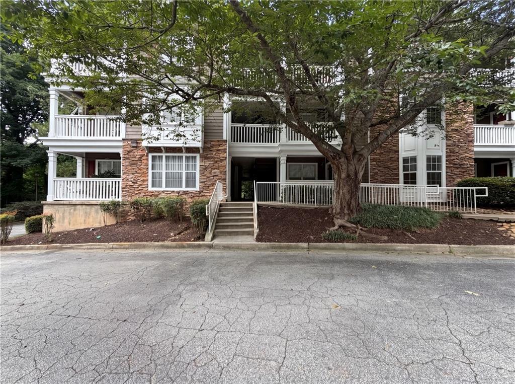 131 Bentley Pl., Tucker, GA 30084