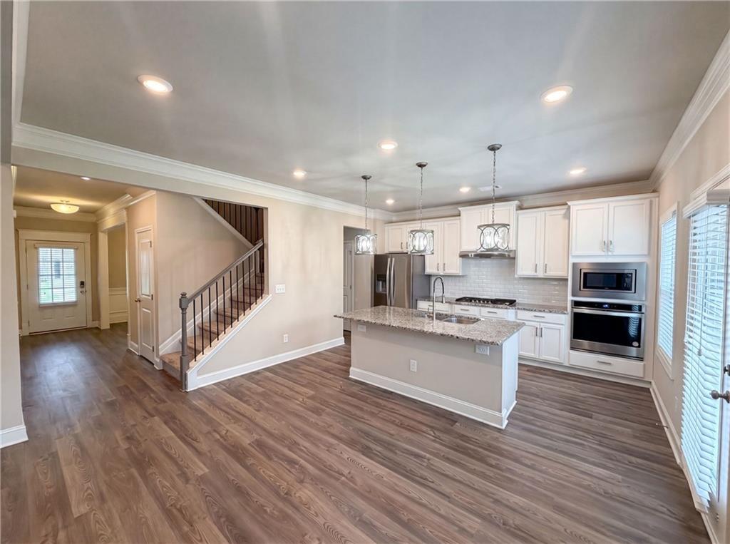 158 Mitchem Creek Dr., Loganville, GA 30052