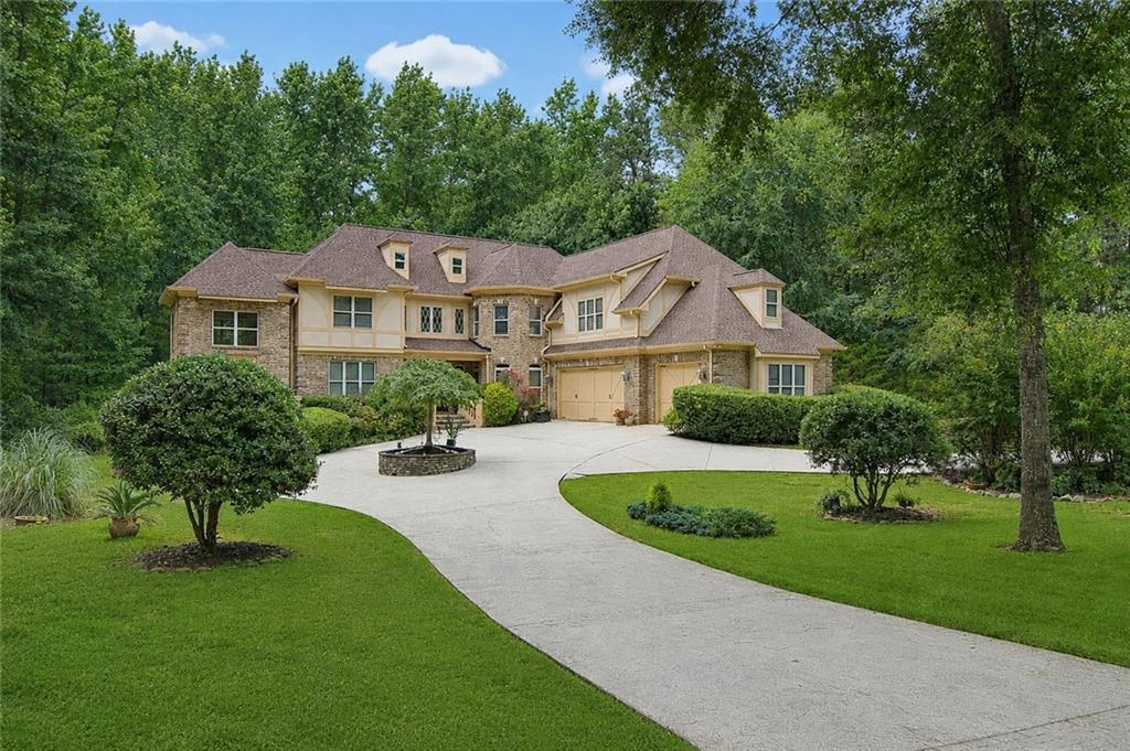 2506 Lennox Rd., Conyers, GA 30094