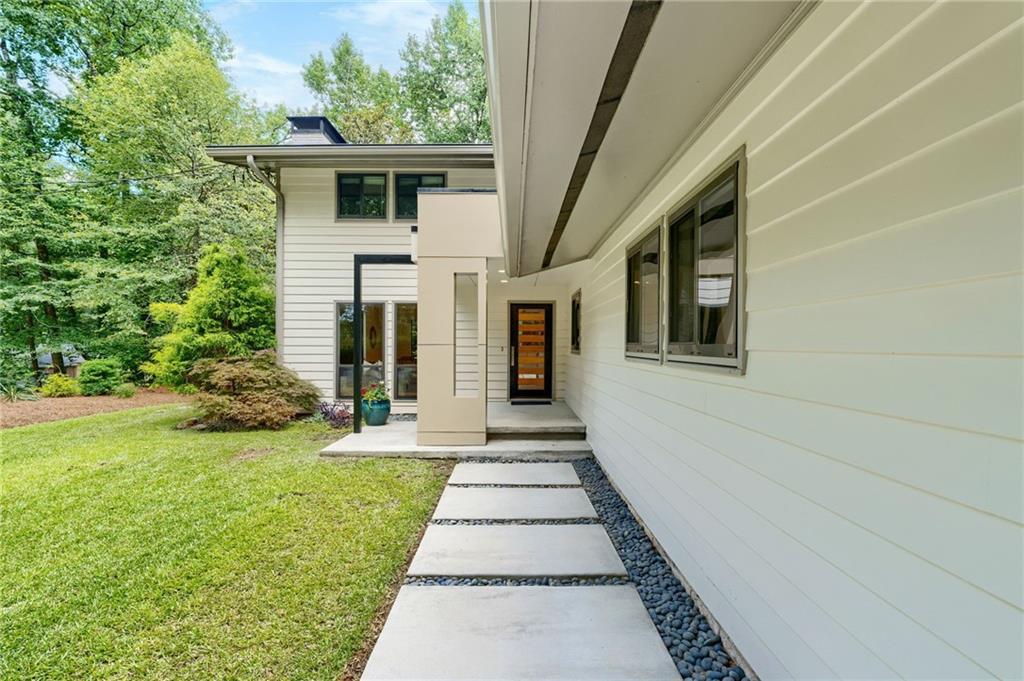 2668 Lake Rd., Tucker, GA 30084