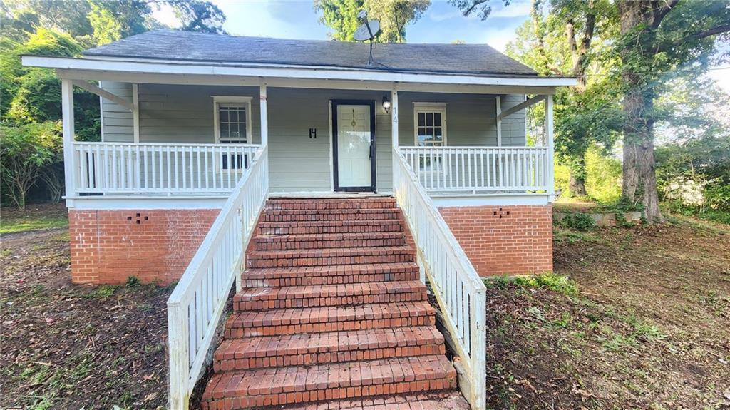 71 Sargent Railroad Ave., Newnan, GA 30263