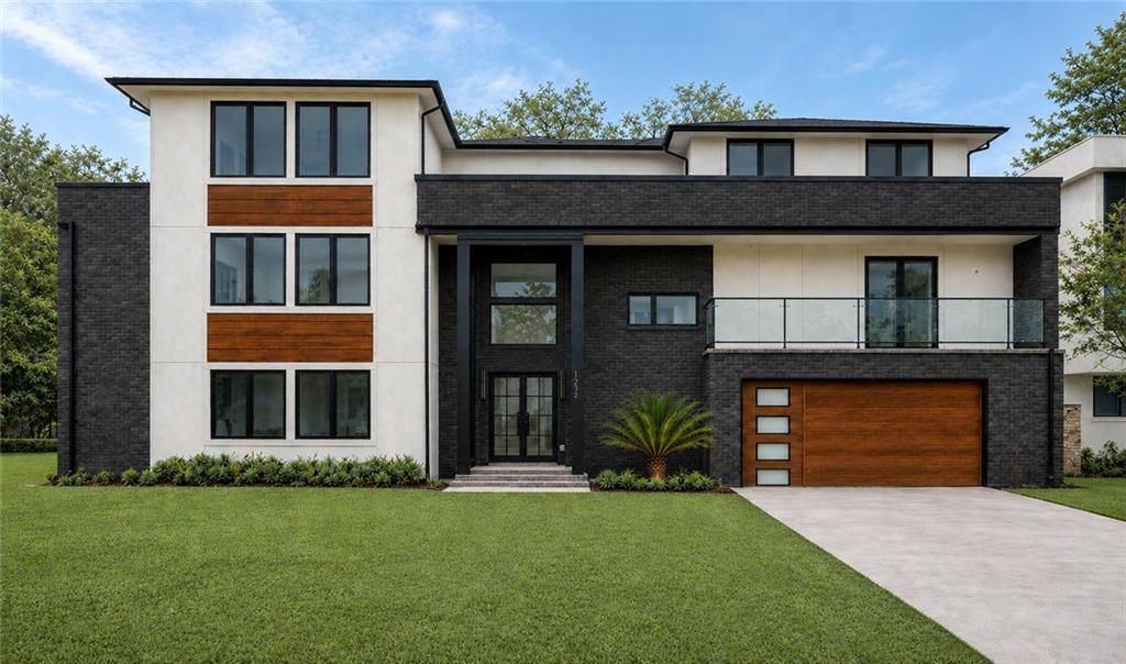 1242 Brook Forest Dr., Atlanta, GA 30324